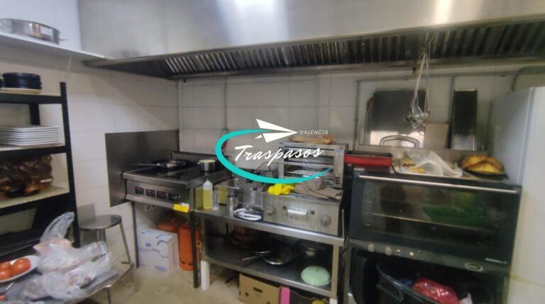 CafeterÍa PastelerÍa En Traspaso En Zona Tres Forqes, Valencia