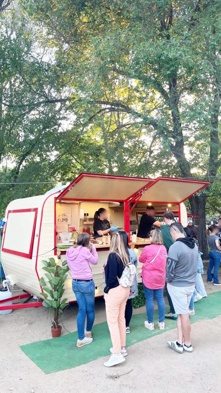 Foodtruck En Traspaso – Negocio Rentable Y Consolidado