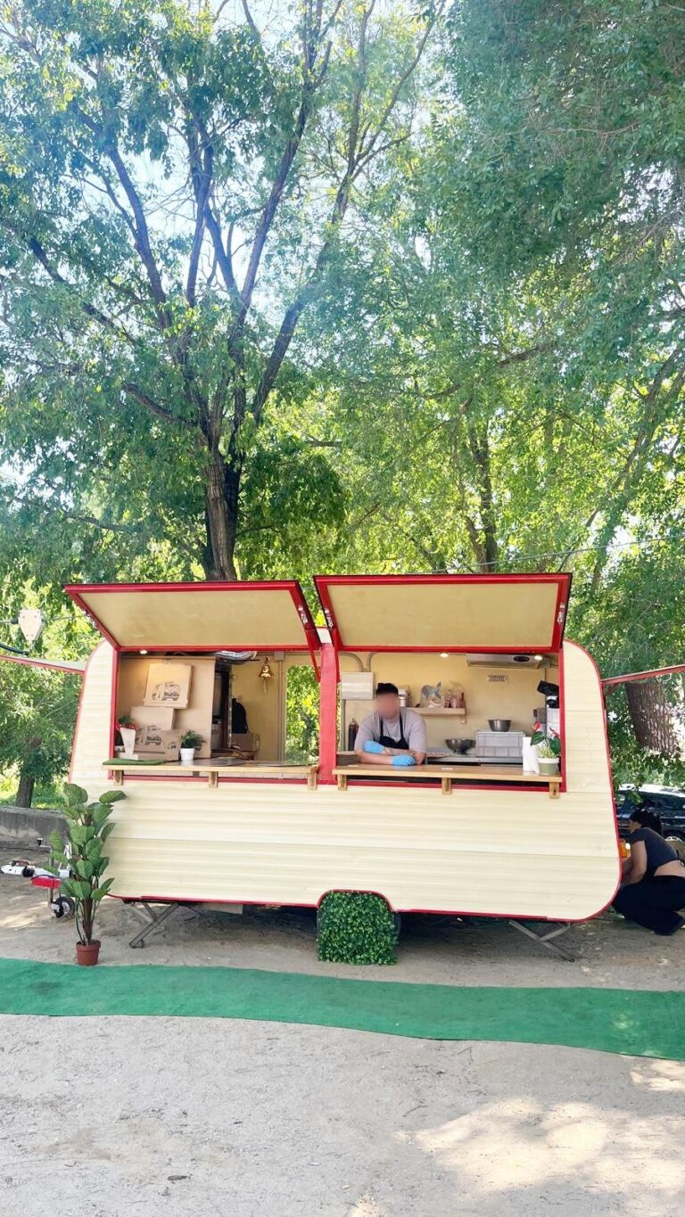 Foodtruck En Traspaso – Negocio Rentable Y Consolidado