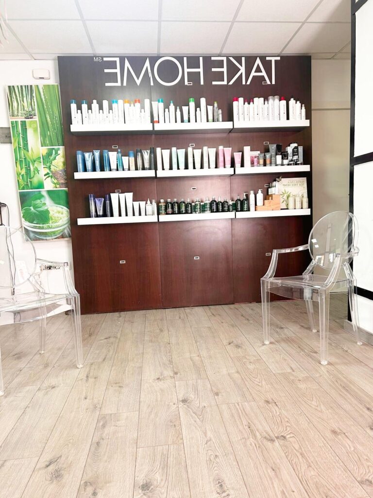PELUQUERÍA Y ESTÉTICA EN TRASPASO EN LLÍRIA, VALENCIA