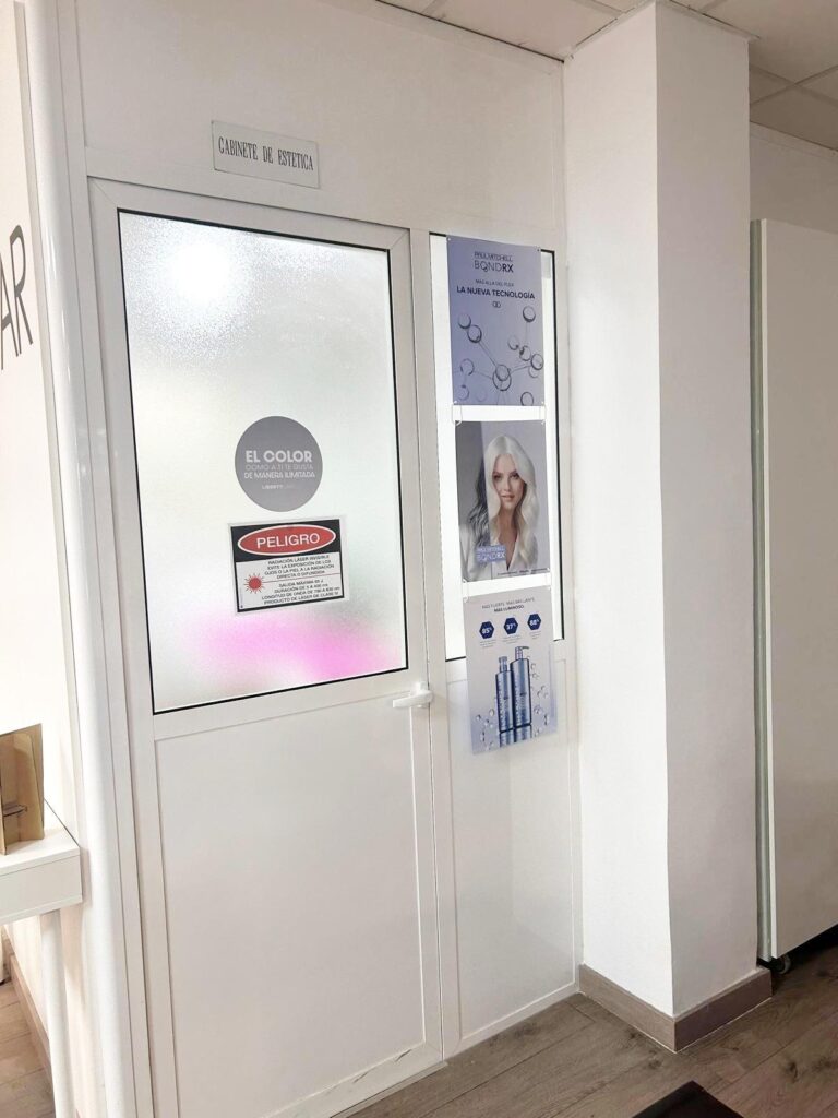 PELUQUERÍA Y ESTÉTICA EN TRASPASO EN LLÍRIA, VALENCIA